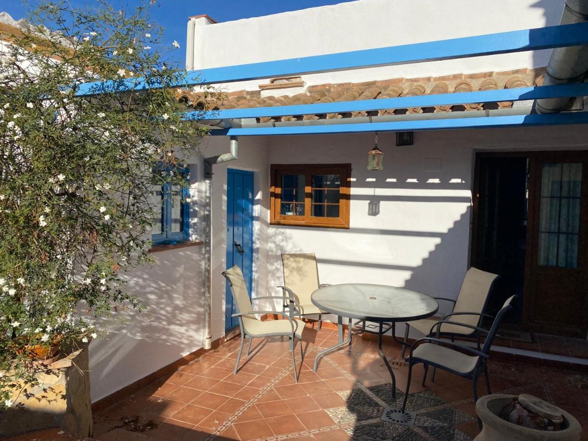 Beautiful Traditional Town House Ardales Bagian luar foto
