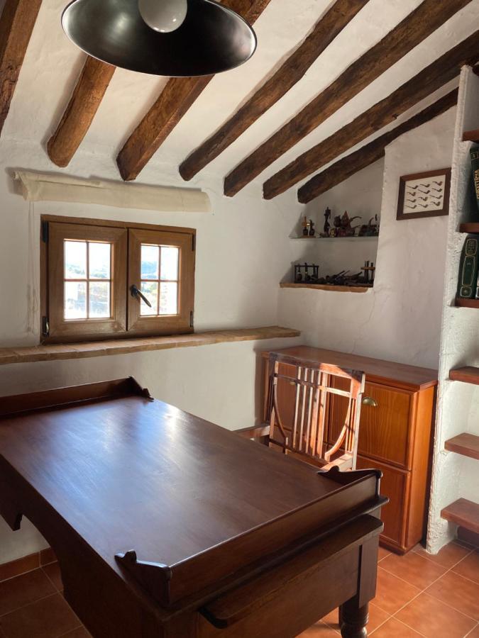 Beautiful Traditional Town House Ardales Bagian luar foto