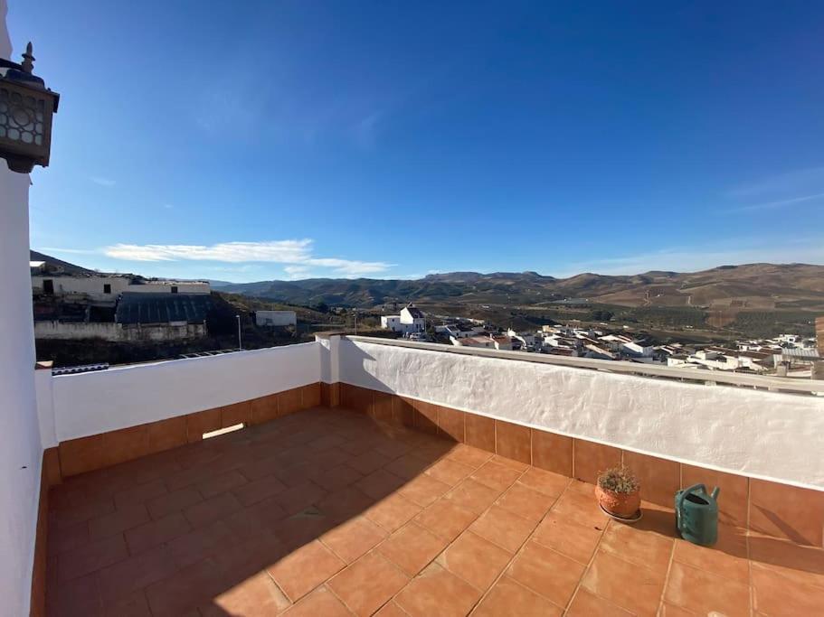 Beautiful Traditional Town House Ardales Bagian luar foto