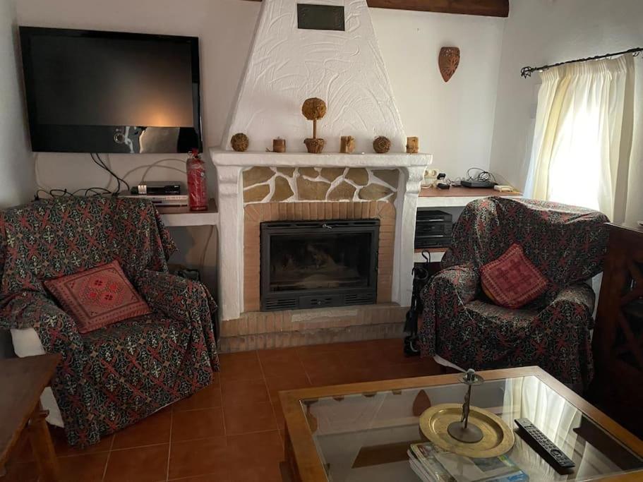 Beautiful Traditional Town House Ardales Bagian luar foto